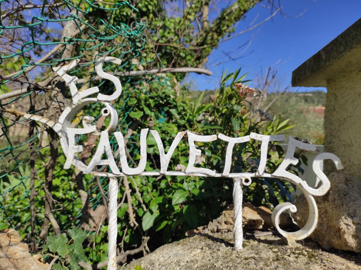 Homestay Les Fauvettes Cabasse