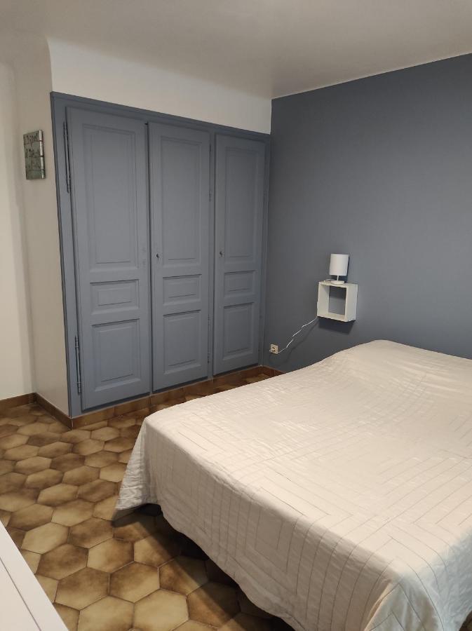 Homestay Les Fauvettes Cabasse